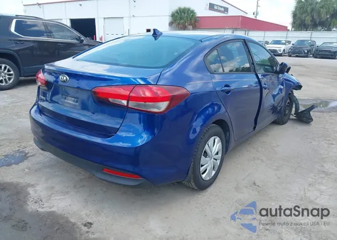 2017 Kia Forte Lx z USA, uszkodzony, nr VIN 3KPFK4A70HE141855